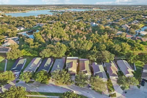 Crestlake Village Dr-S1510-068.jpg