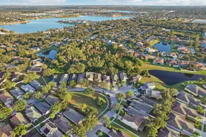 Crestlake Village Dr-S1510-070.jpg