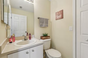 Crestlake Village Dr-S1610-001.jpg