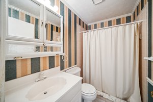  Photo 23