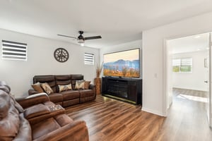 W Aleta Ln-017r.jpg