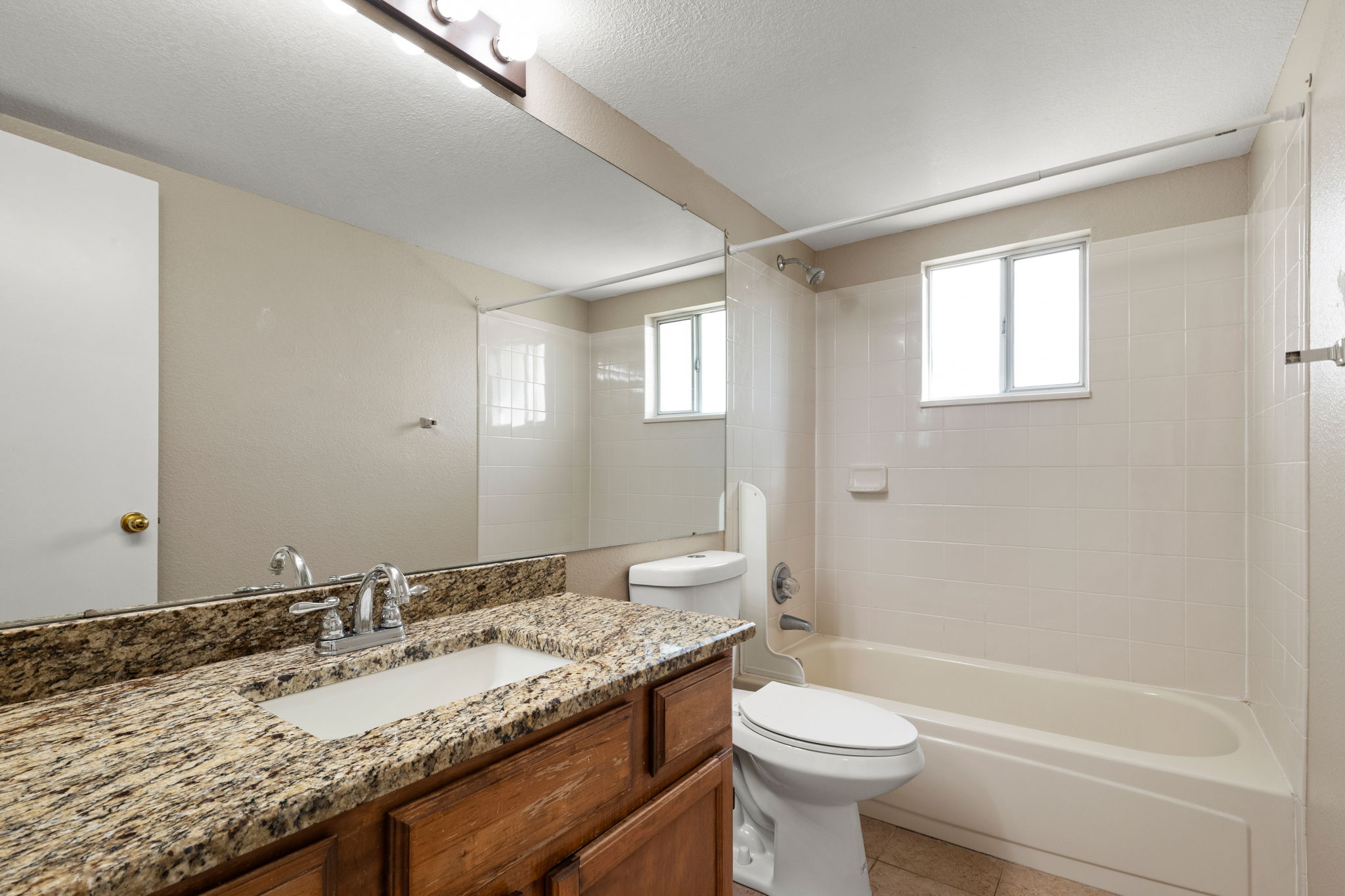 Upstairs Bath 1