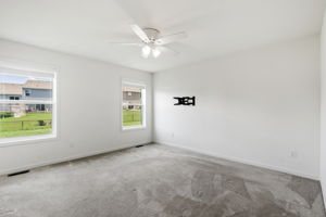  Photo 37