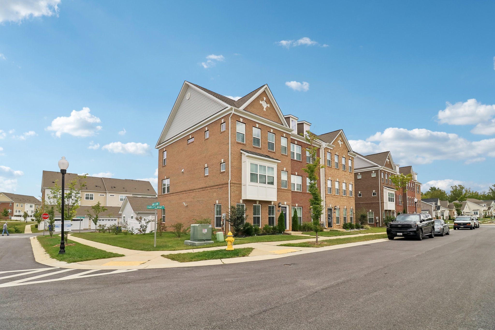 Charlotte Bronte Ln-S3009-002.jpg