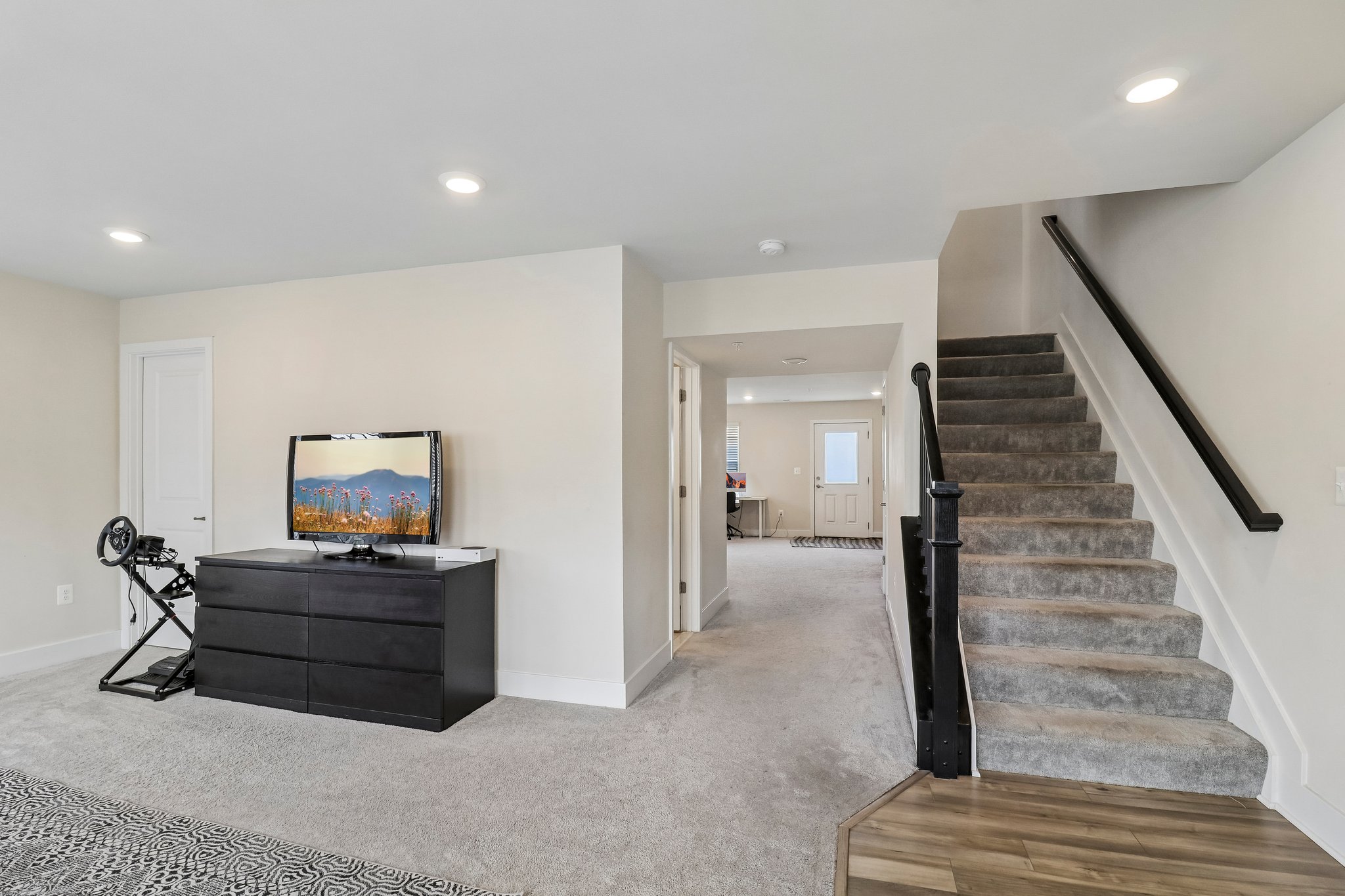 Charlotte Bronte Ln-S3009-009.jpg