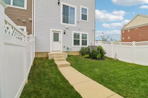 Charlotte Bronte Ln-S3009-048.jpg