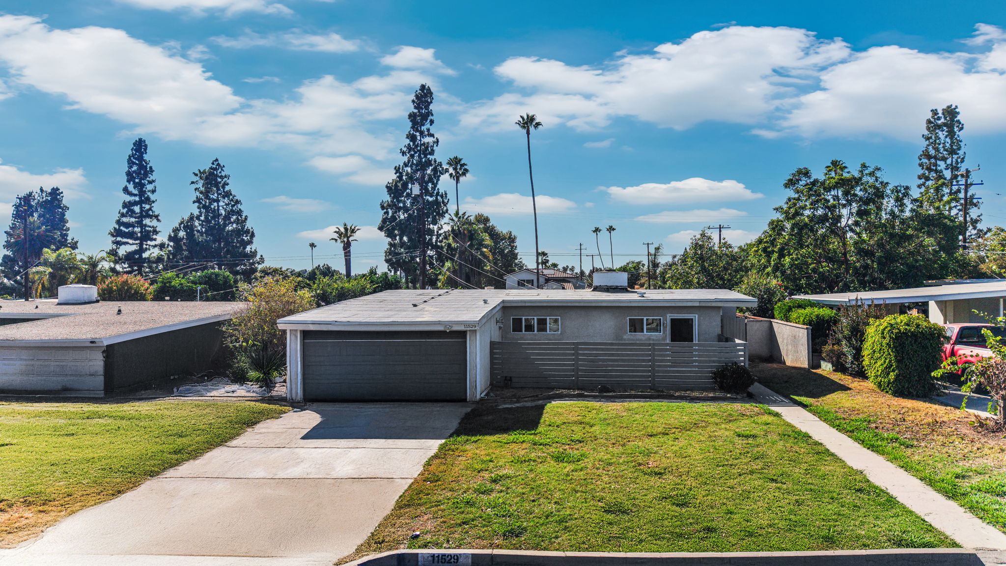 11529 Starlight Ave