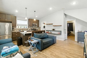  Photo 41
