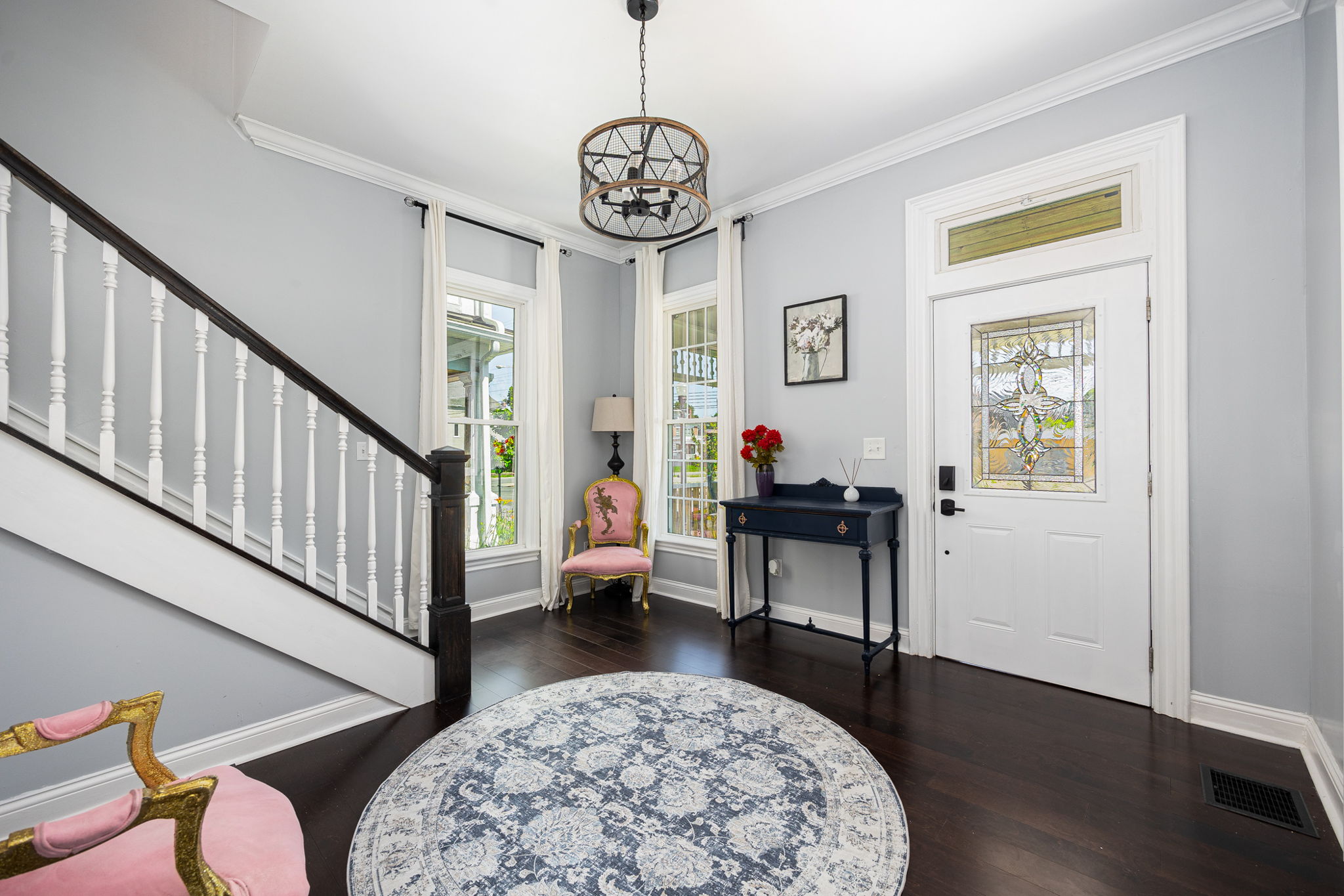 154 E Long St 007