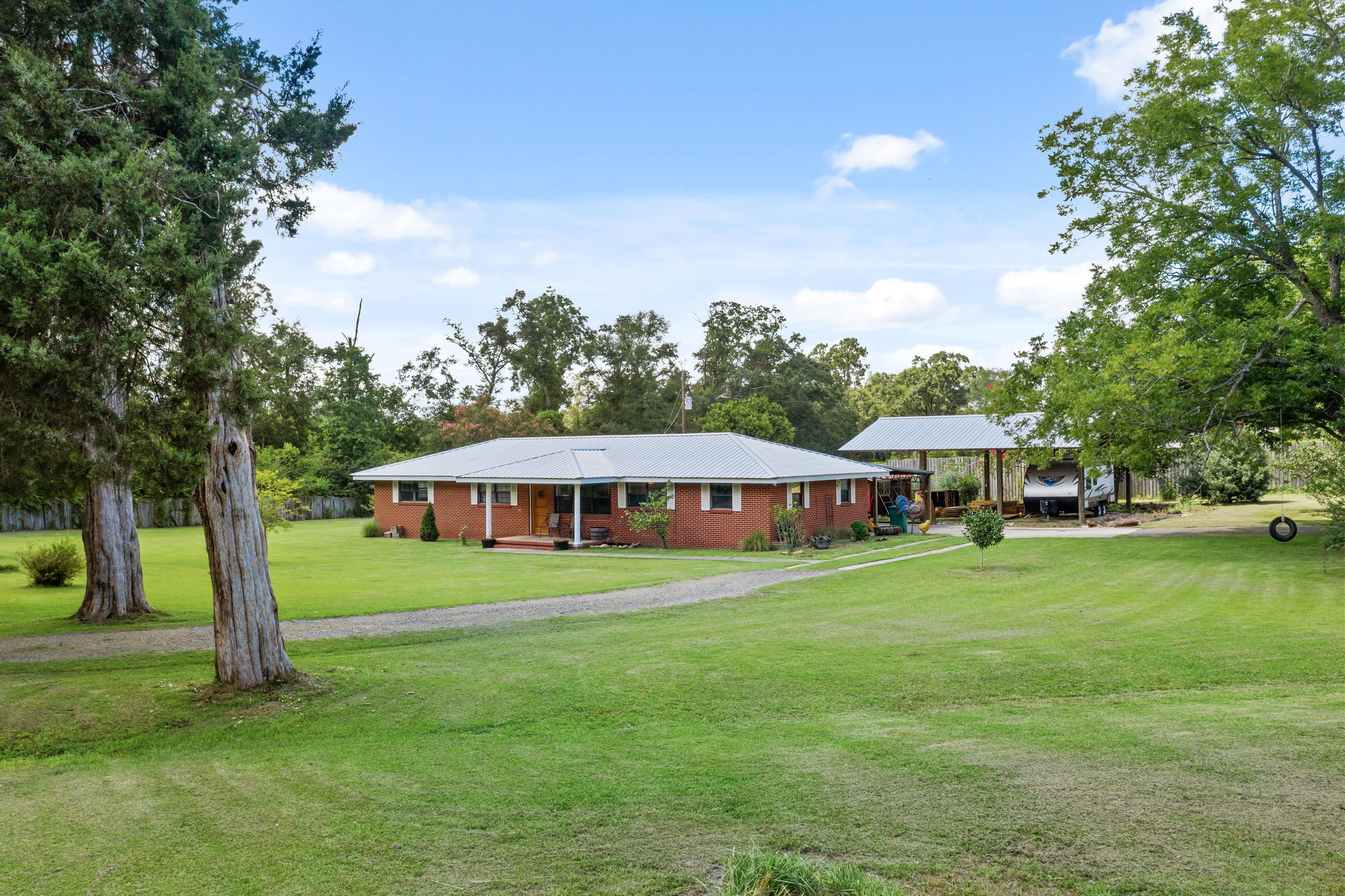 1154 Lovewood Rd, Graceville, FL 32440 Sirpixalot