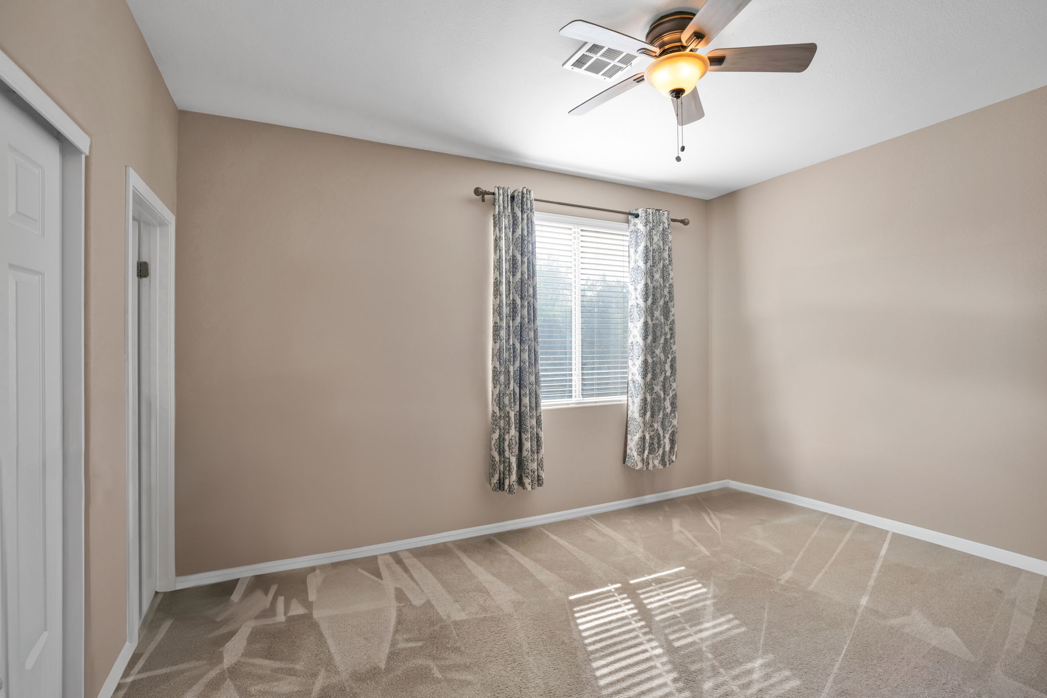 Beautiful Views of Sunrise Mountain