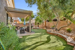 Deep & Long rear yard