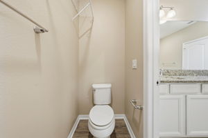 Photo 40