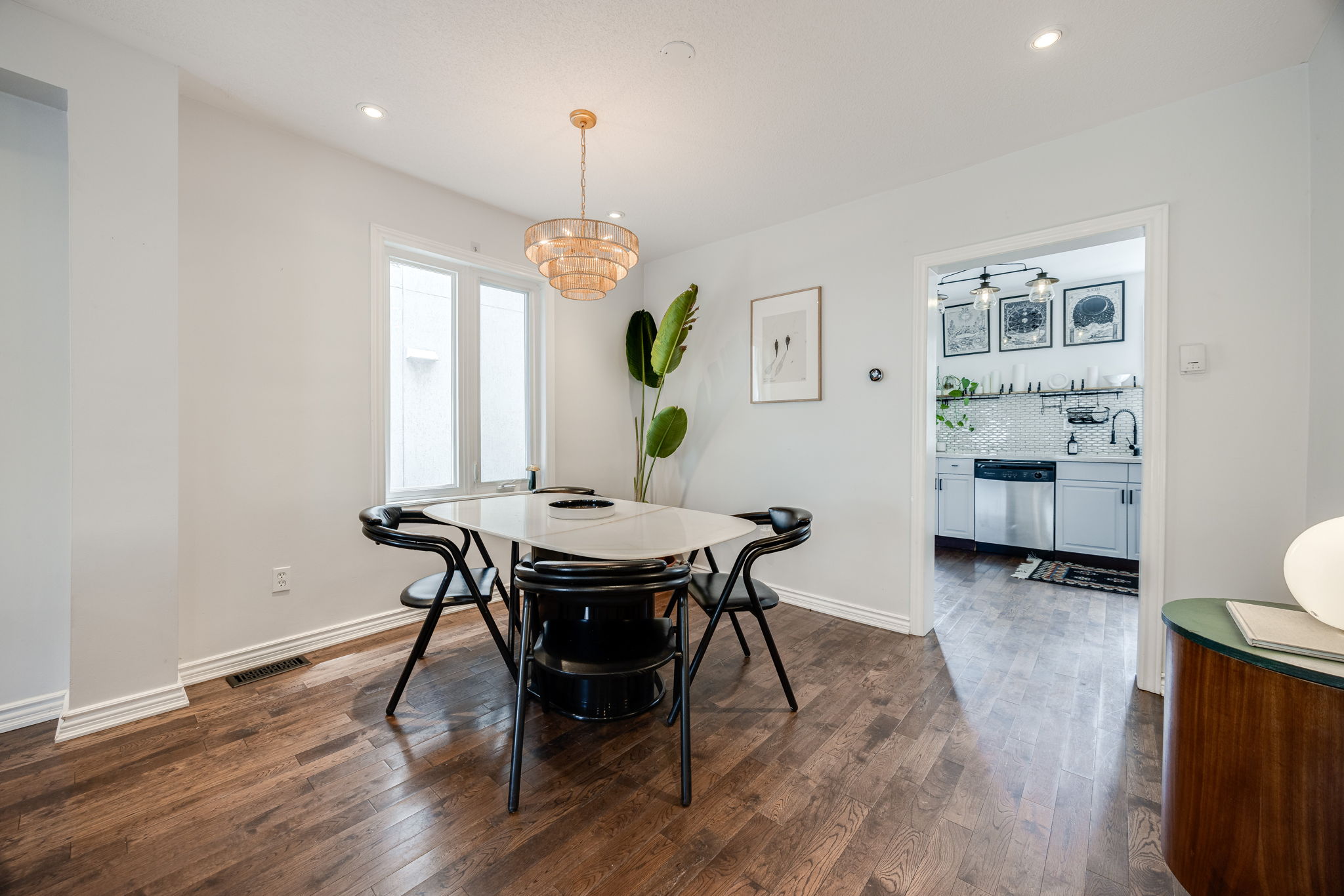 Toronto property showcase — delivered property photograph 11