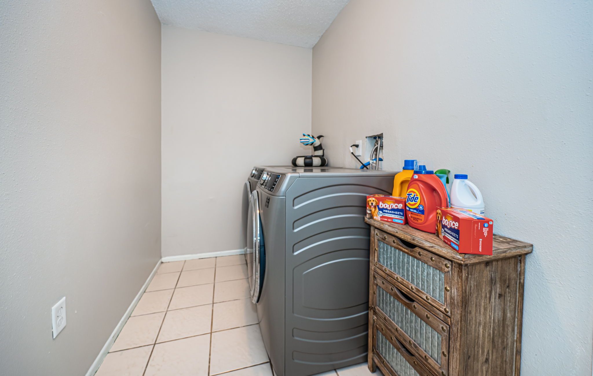 Laundry Room-2