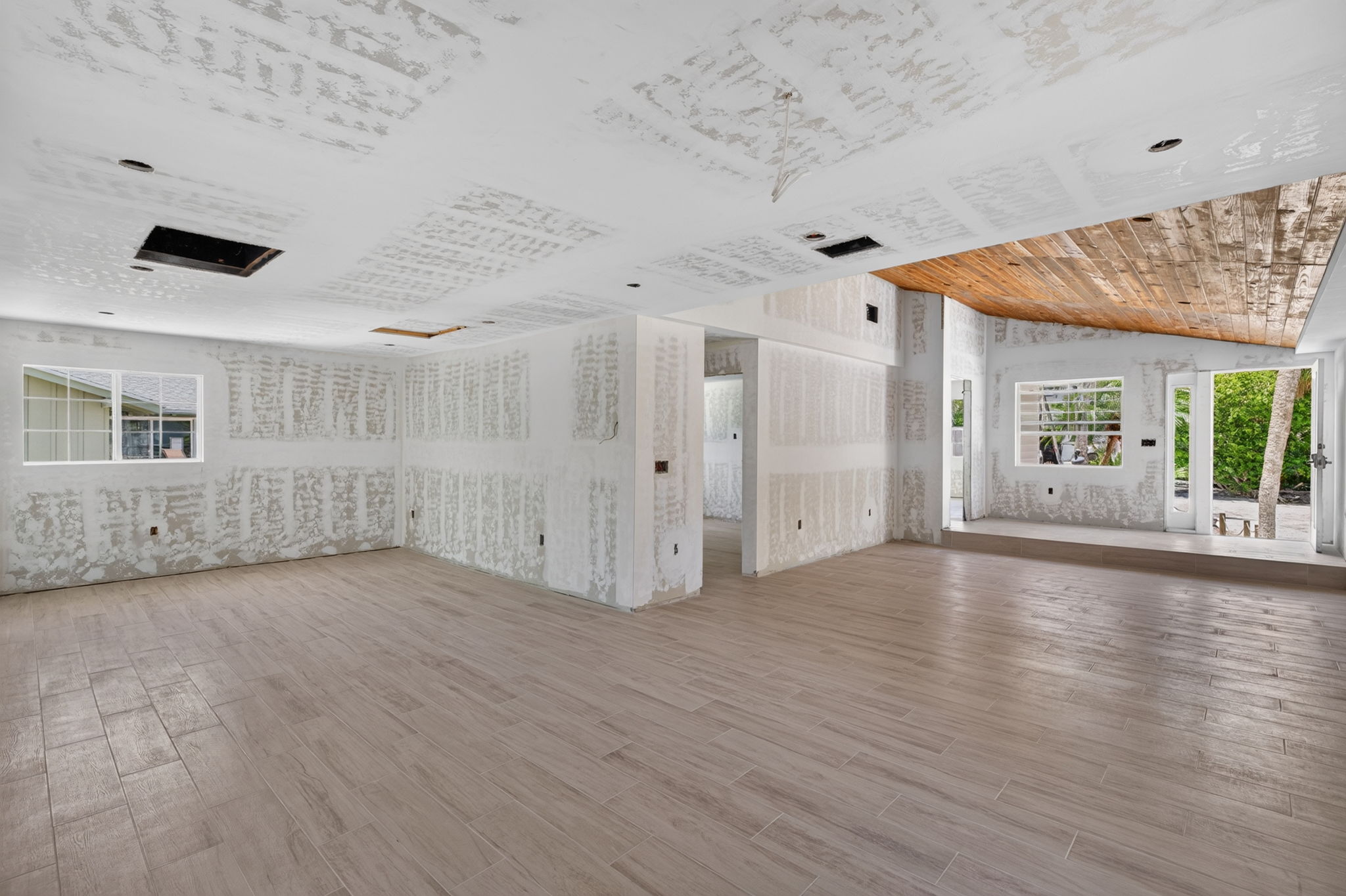 Living Room 4