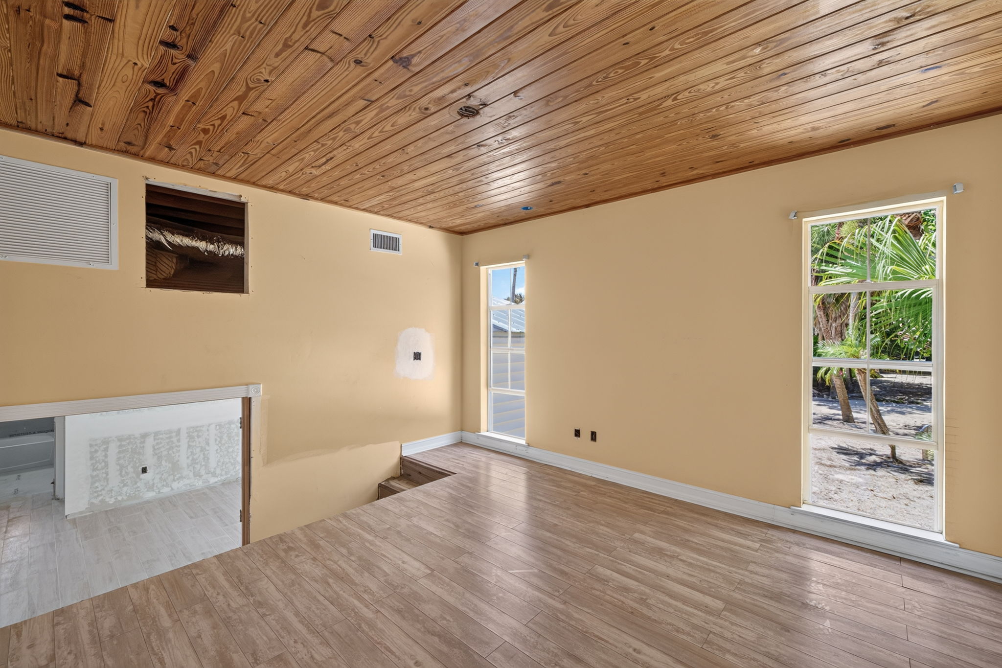 Loft 2