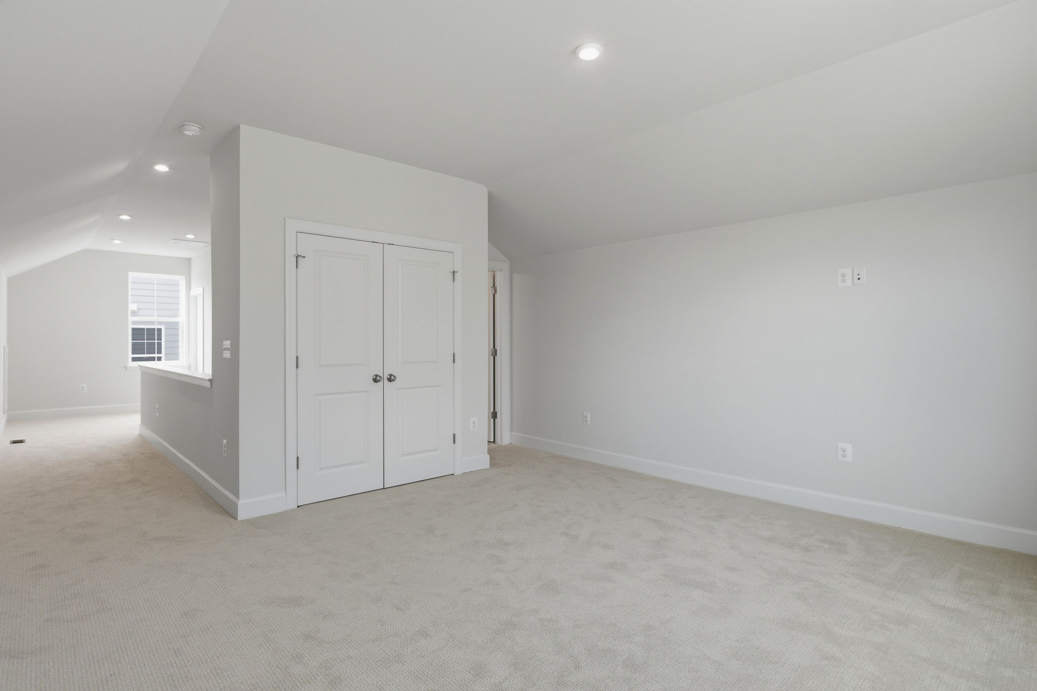 38-Bonus Room