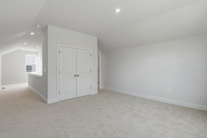 38-Bonus Room