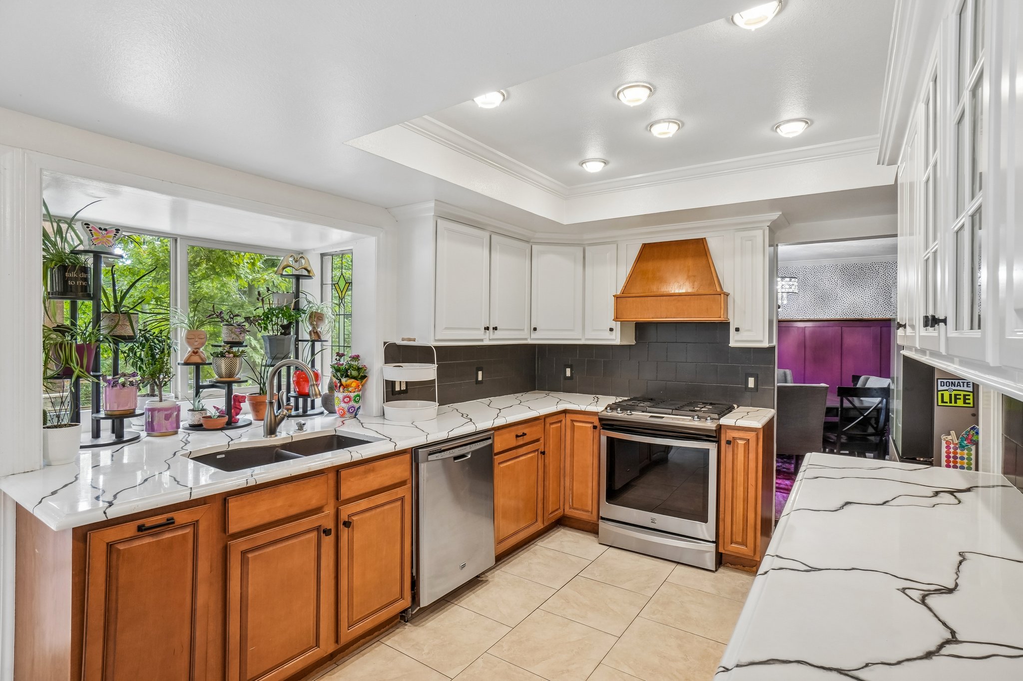 E Amherst Cir-S1707-013.jpg