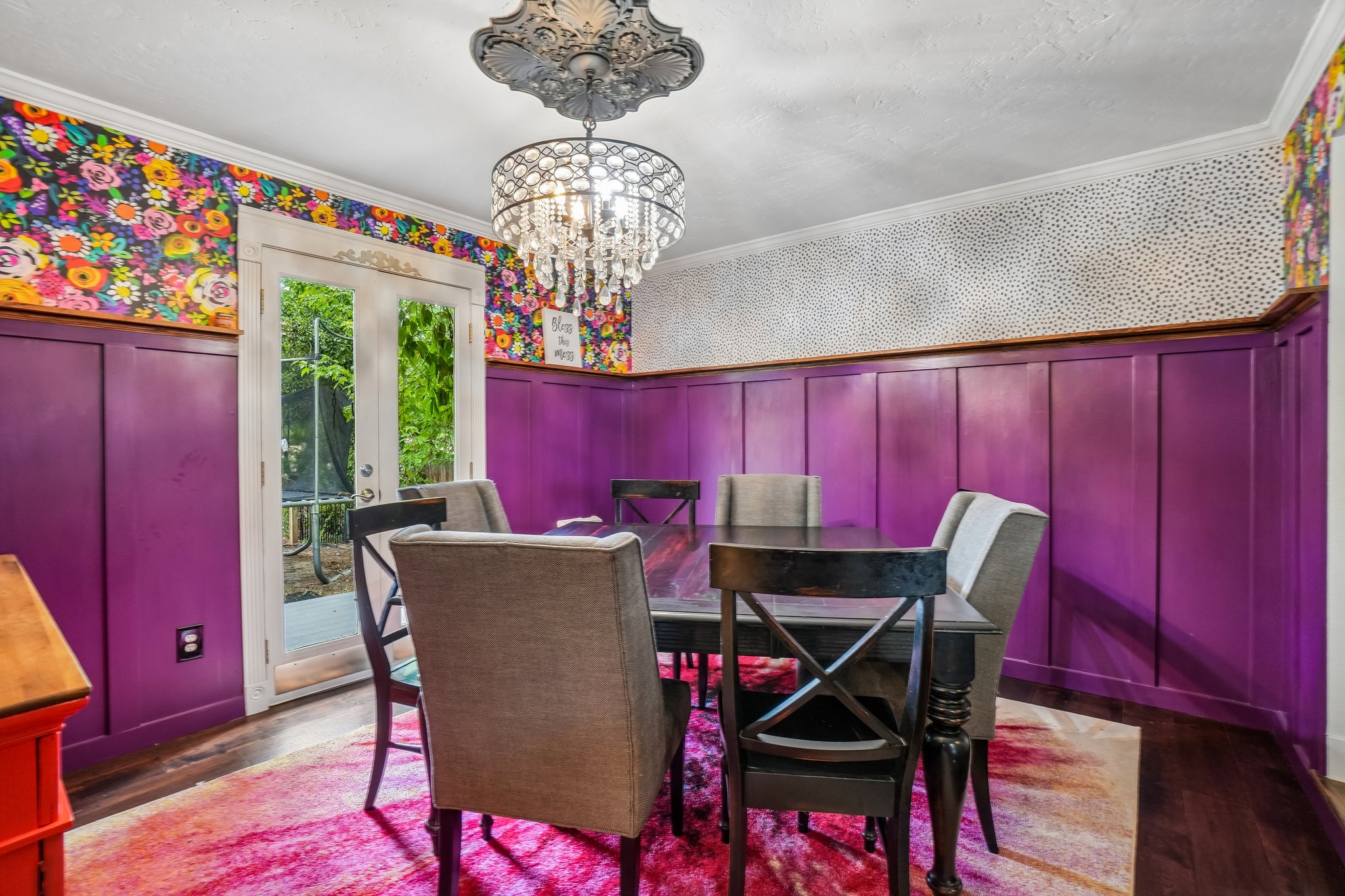 E Amherst Cir-S1707-015.jpg