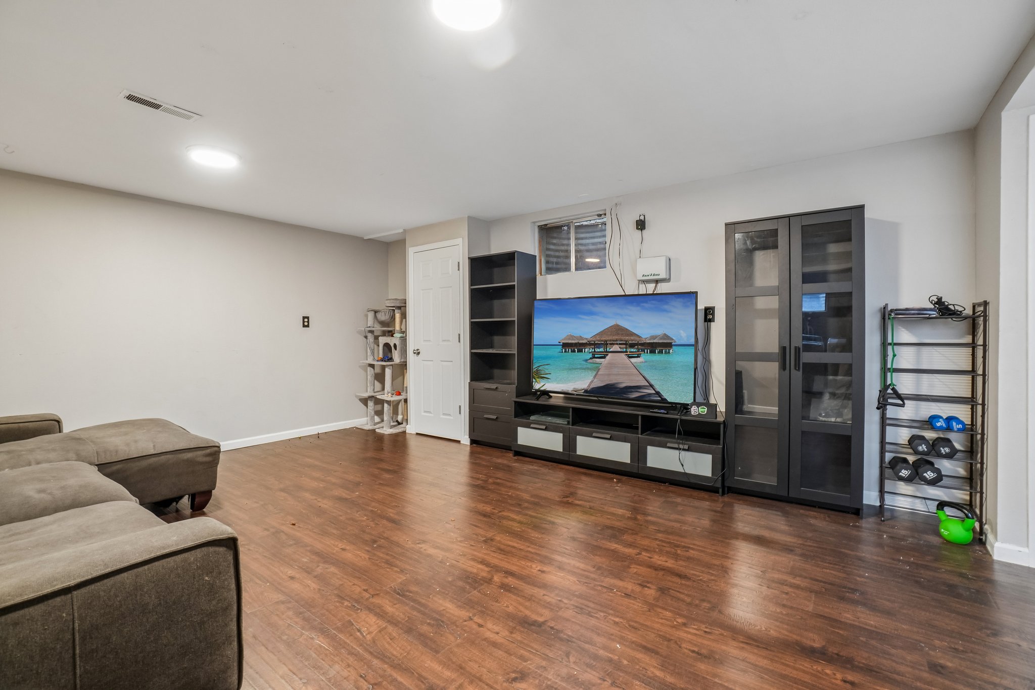 E Amherst Cir-S1707-037.jpg