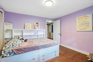 E Amherst Cir-S1707-024.jpg