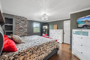 E Amherst Cir-S1707-029.jpg