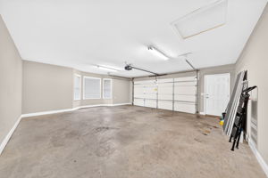  Photo 44
