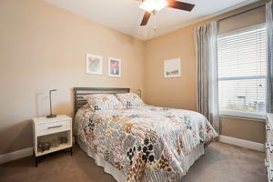 Fieldstone Cir-030