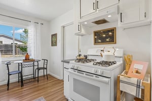 Francine Ct-S1808-015.jpg