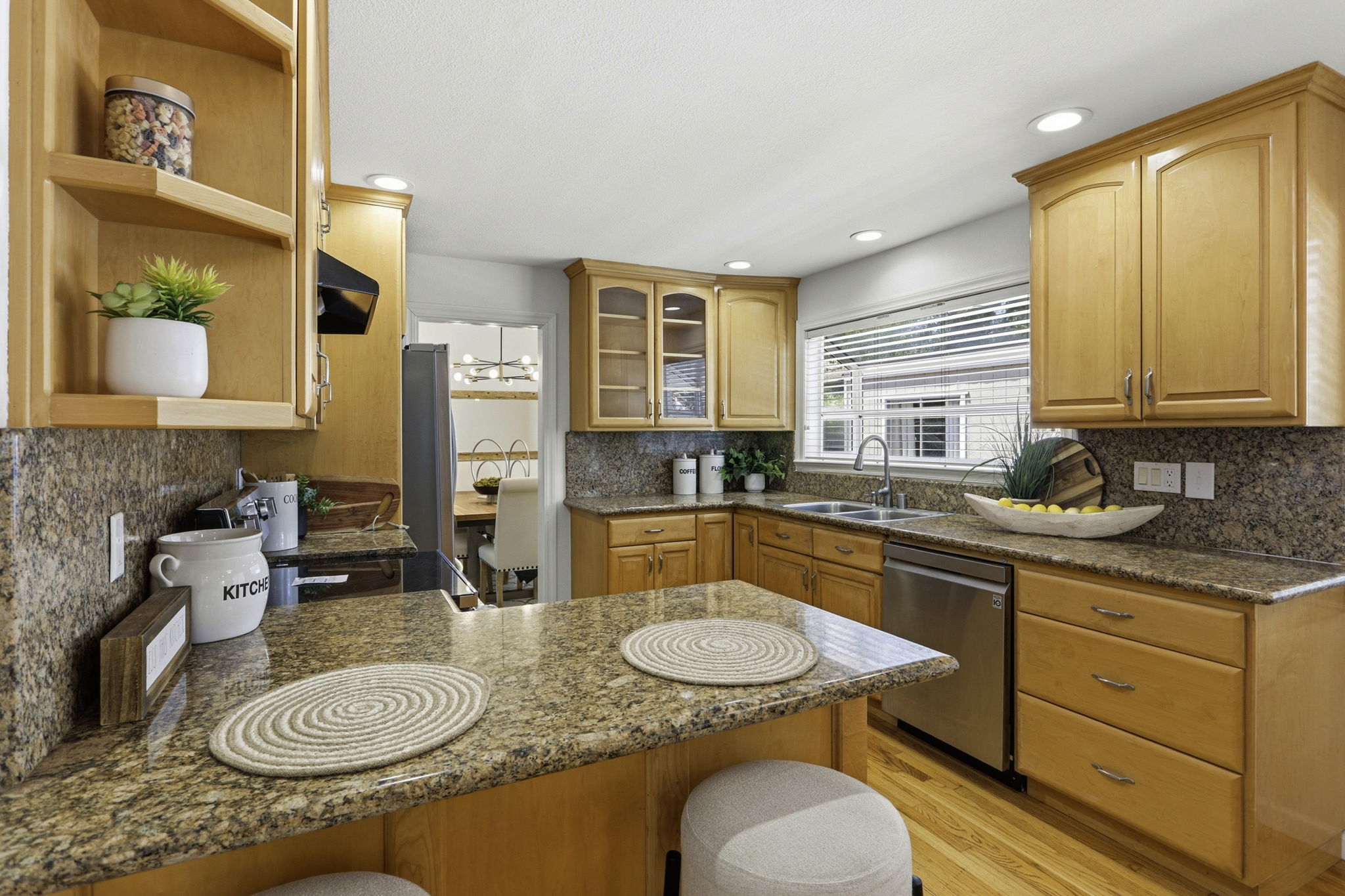 013_F8_1156 Lansdale Ct