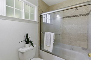033_F8_1156 Lansdale Ct