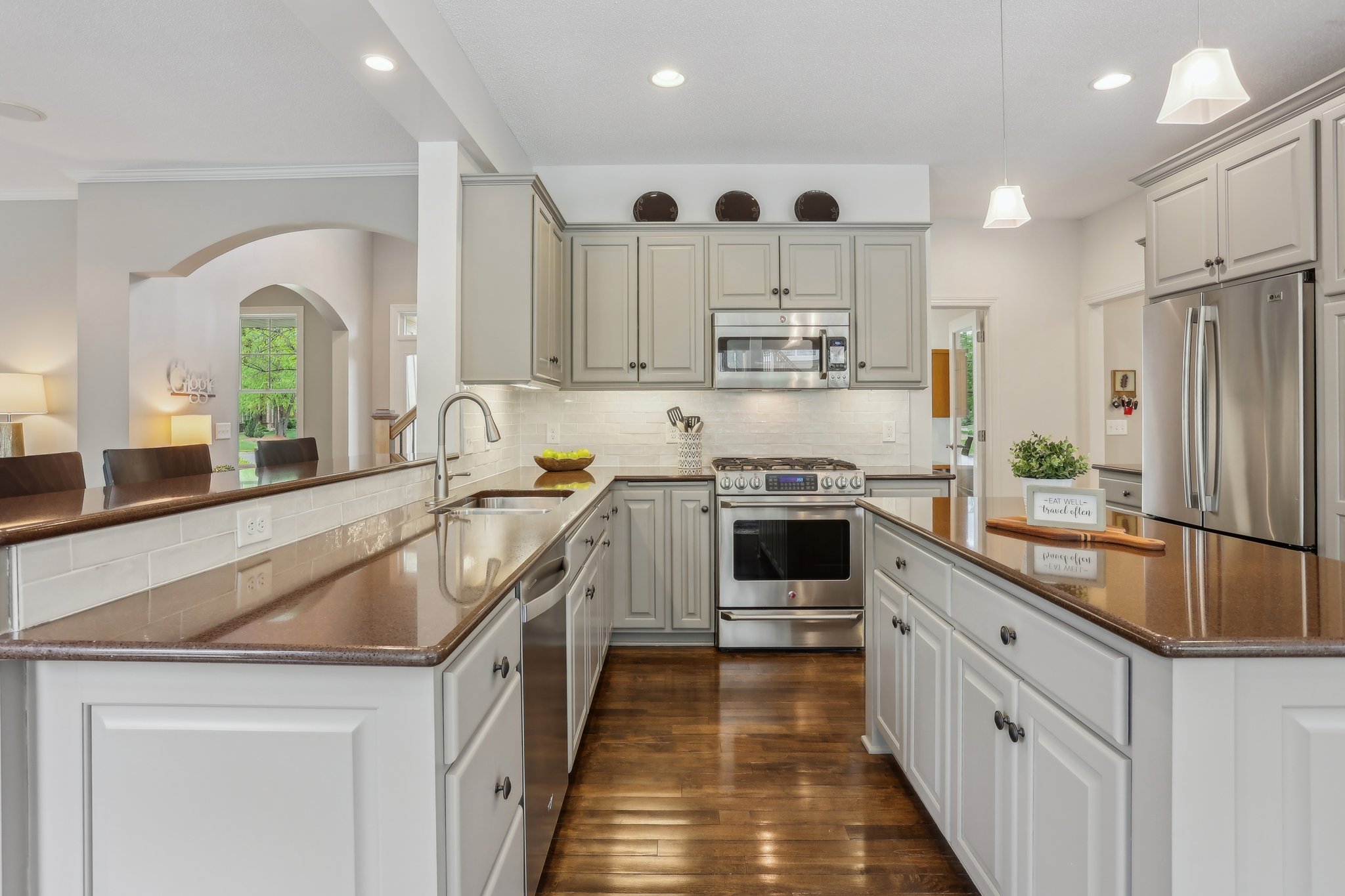 Ashley Ct-1705-012.jpg