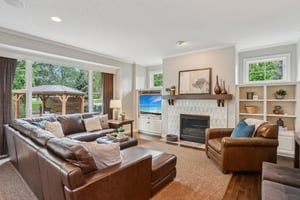 Ashley Ct-1705-005.jpg