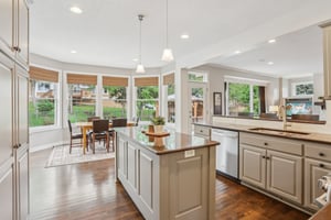 Ashley Ct-1705-011.jpg