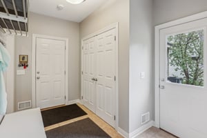 Ashley Ct-1705-014.jpg