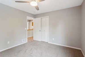 Ashley Ct-1705-020.jpg