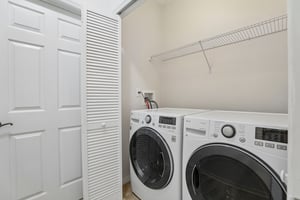 Mizzon Dr 102-S0407-022.jpg