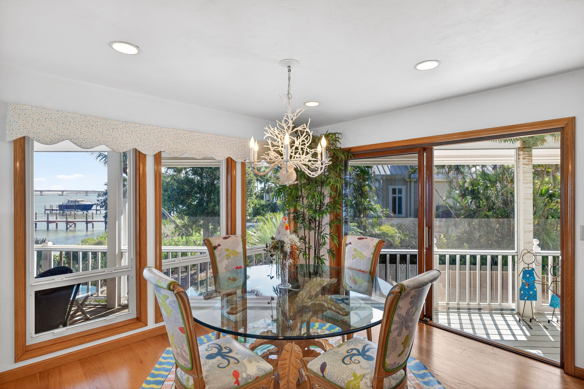 Breakfast Nook 2 of 2