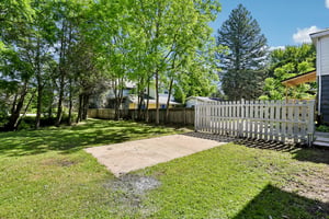 School St-S0506-035.jpg