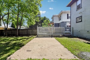 School St-S0506-041.jpg