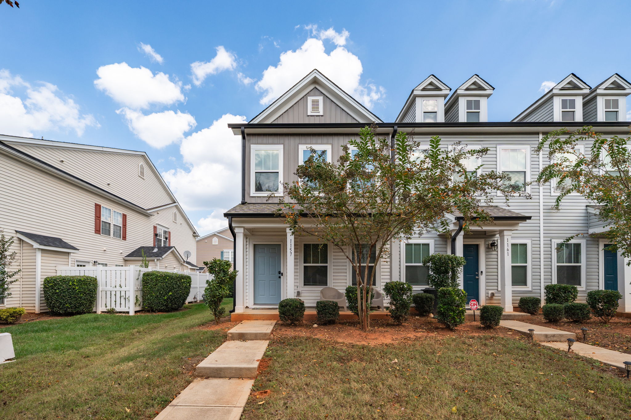 1157 Triece Ln-1