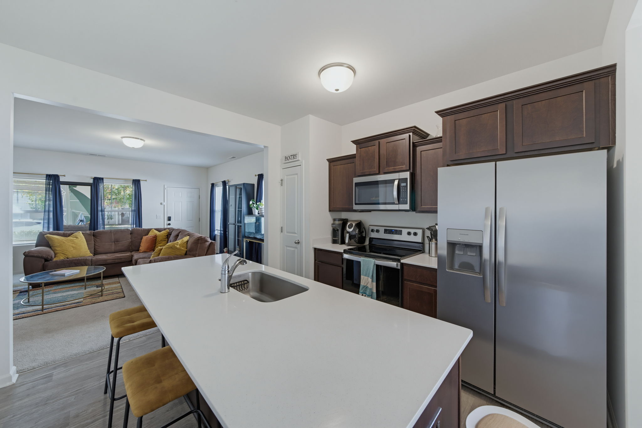 1157 Triece Ln-13
