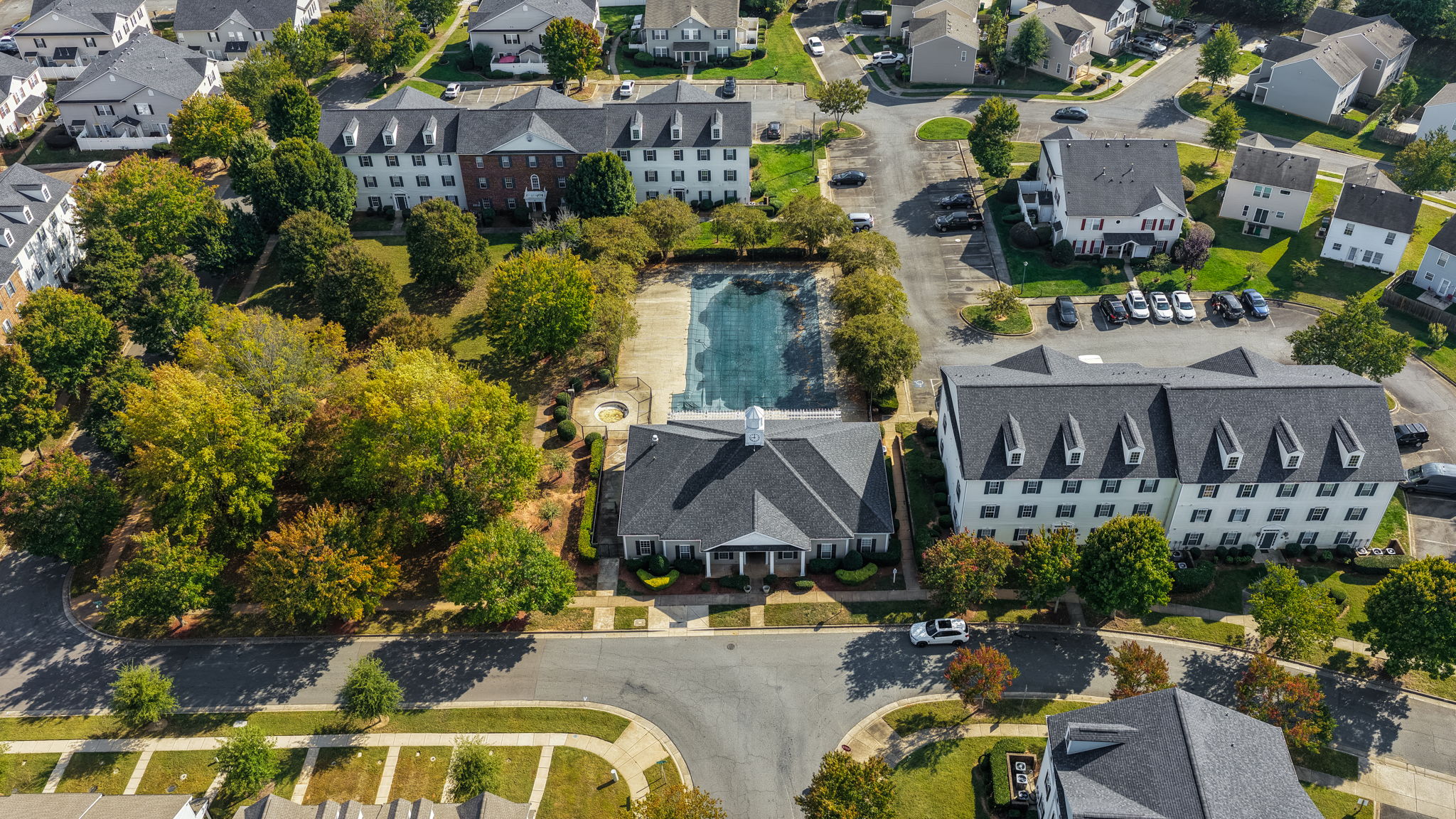 1157 Triece Ln-40