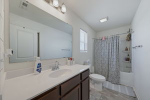 1157 Triece Ln-23