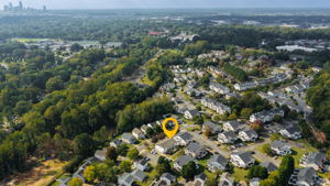 1157 Triece Ln-35