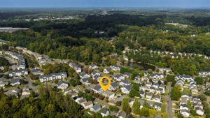 1157 Triece Ln-37