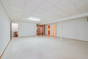  Photo 51
