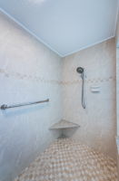 Primary Bathroom 1c